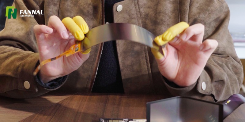 Flexible Display Guide: Technology, Integration & Use Cases